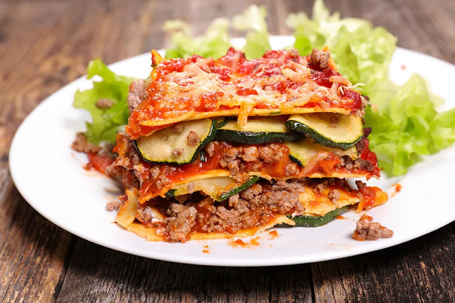 Q2 Eats Lasagna